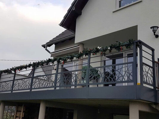 គ្រឹះឈើ